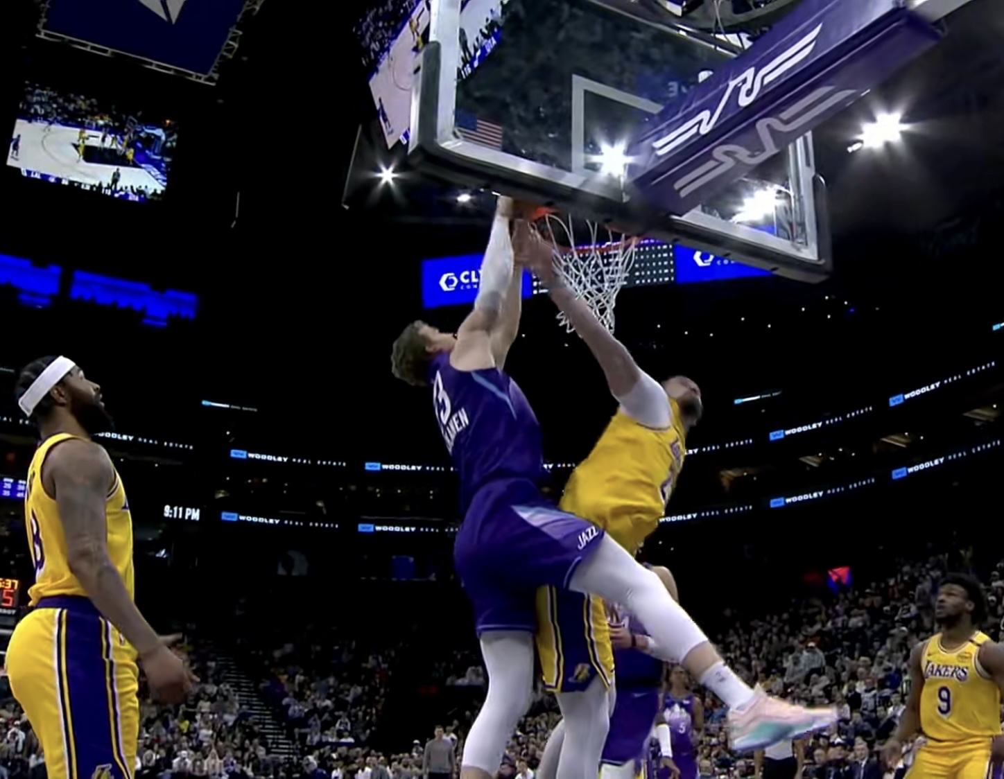 NBA常规赛：湖人惨遭活塞逆转，宣告五连败的简单介绍