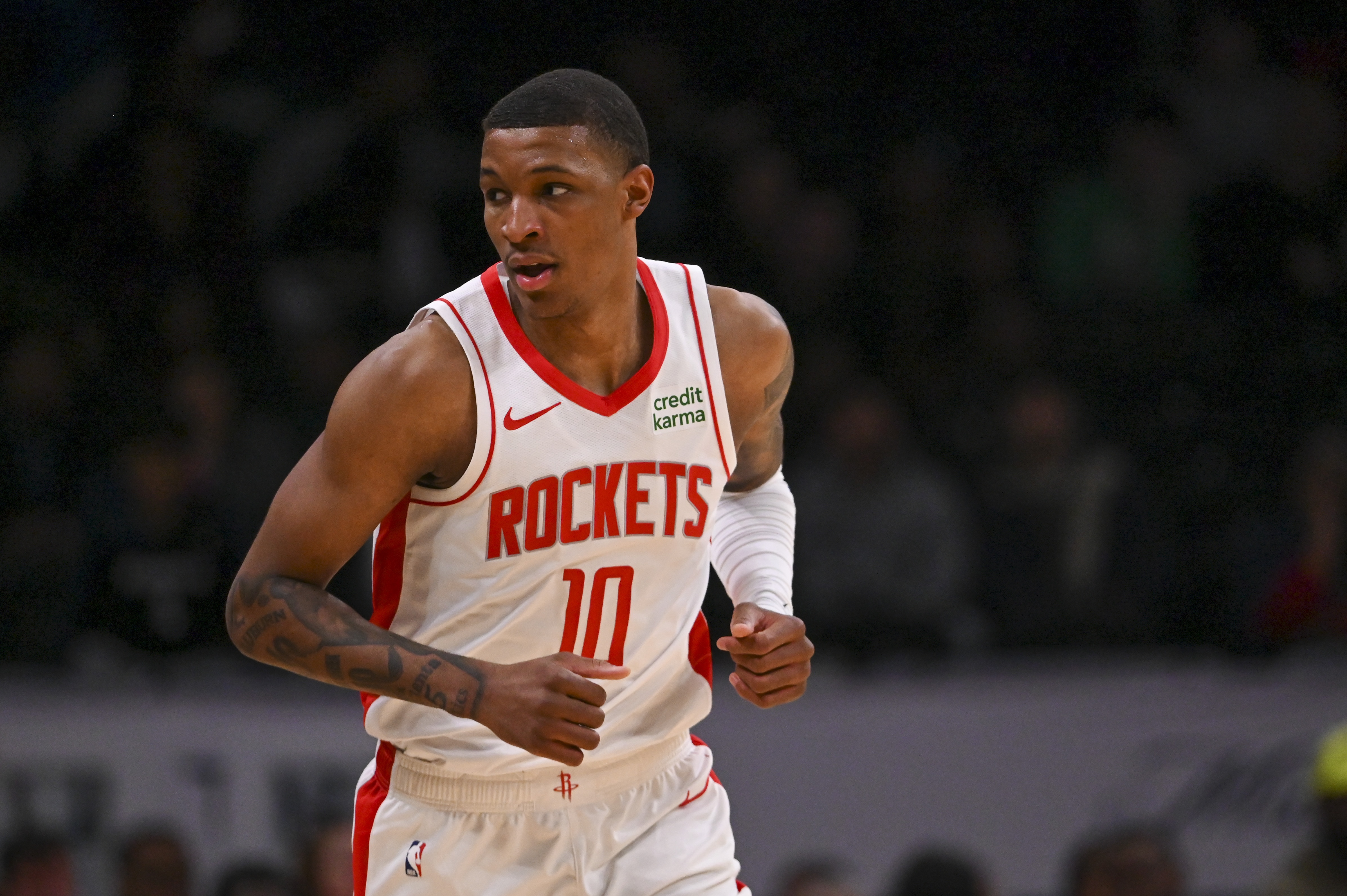 火箭终结鹈鹕连胜，实现一场胜利