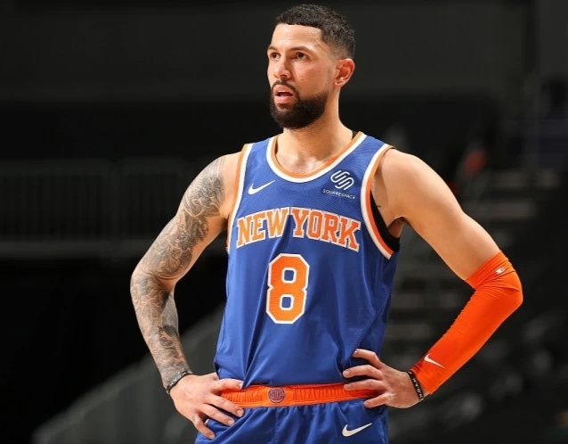 世俱杯参赛资格-快船队宣布洛瑞加盟，提升外线阵容备战新赛季