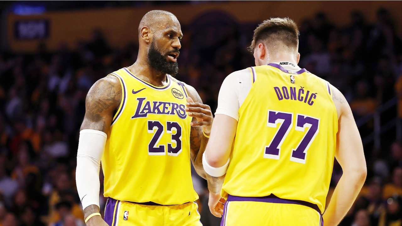 世俱杯决赛-詹姆斯缺席湖人不敌黄蜂