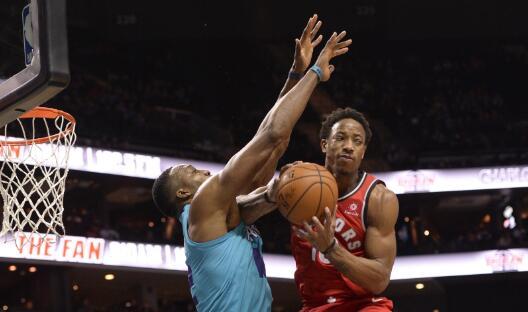 猛龙客场大胜黄蜂,西亚卡姆砍下26分的简单介绍 猛龙客场大胜黄蜂,西亚卡姆砍下26分的简单介绍