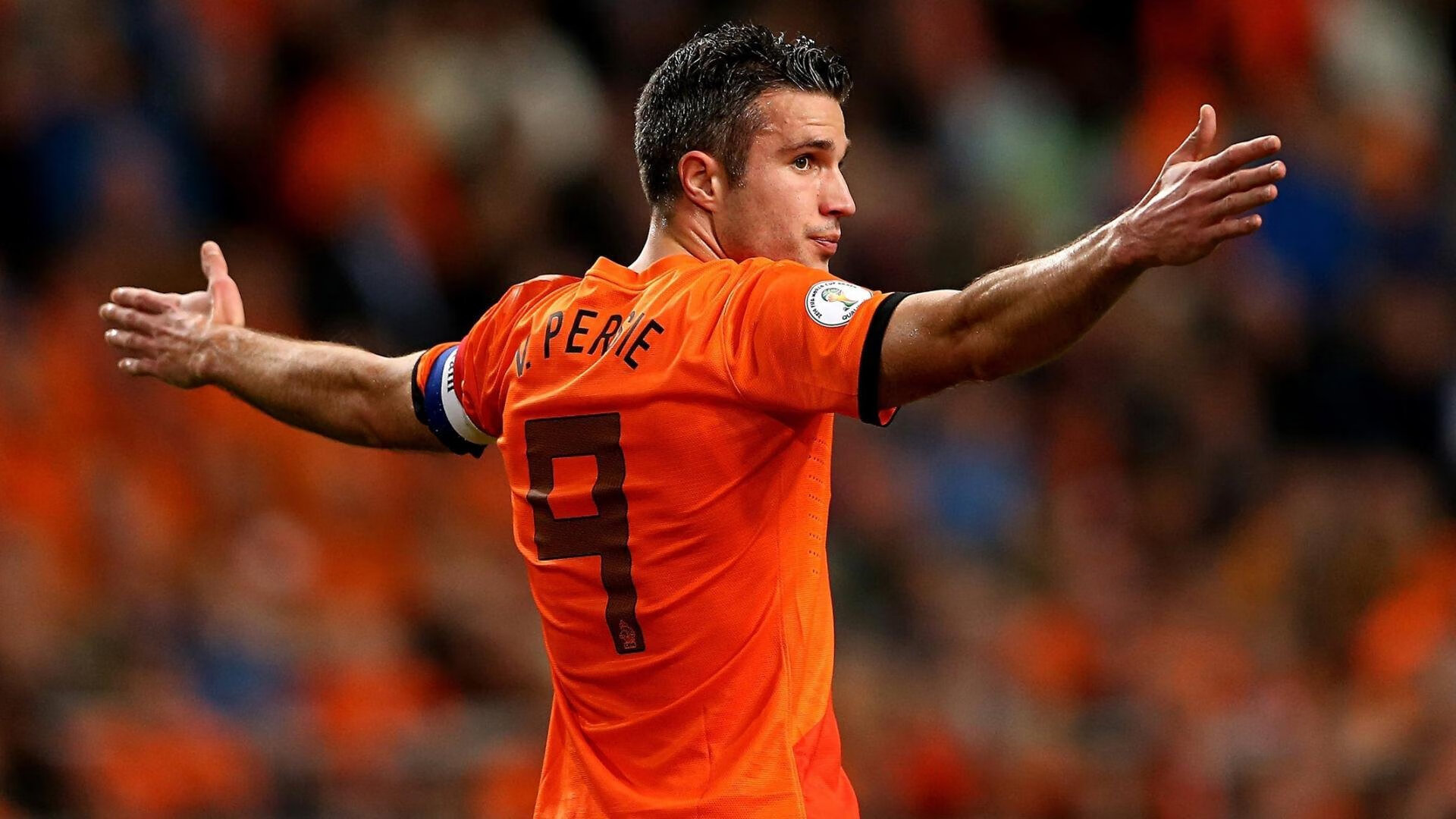 梅赛德斯惊天逆转红牛车队，佩雷兹刷新纪录铸就传奇之夜