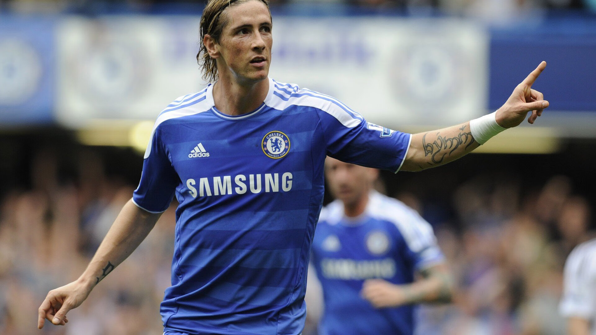 银箭缠斗，银盾险胜—周冠宇的绝对统治