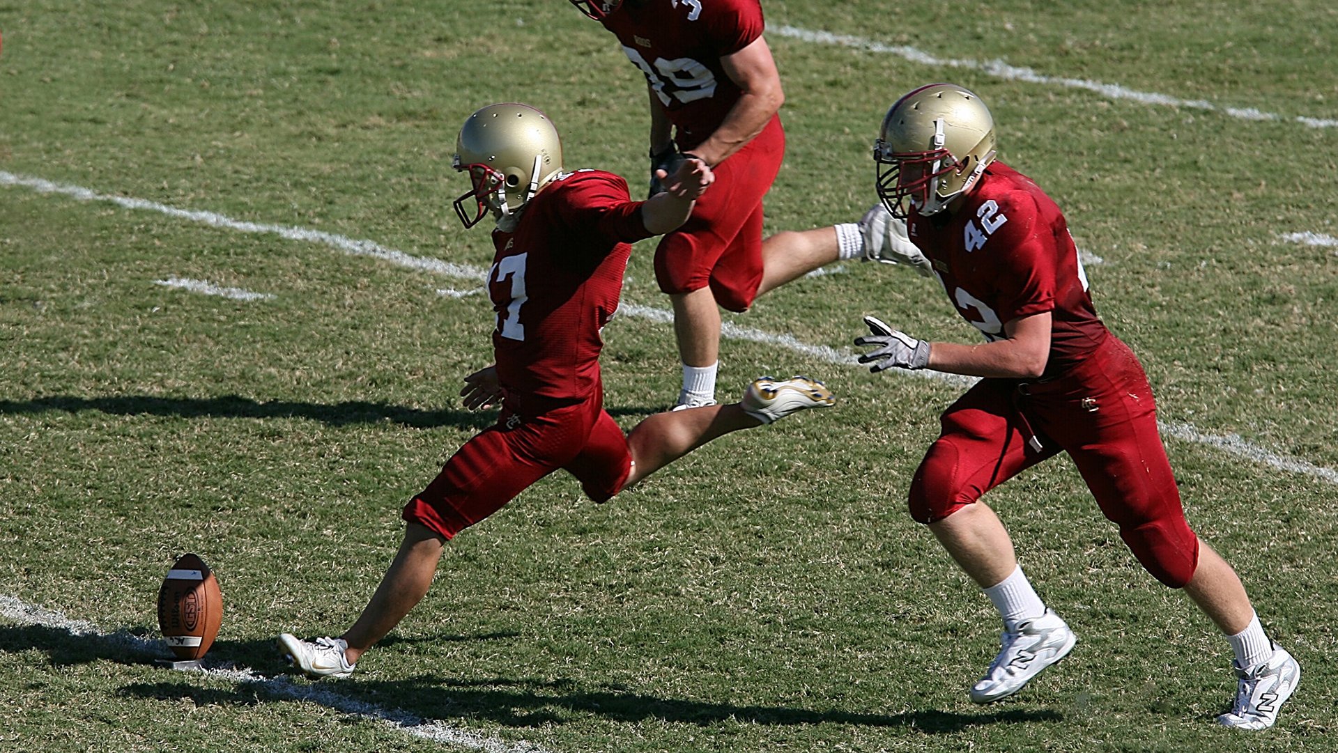 尼克斯海啸席卷深圳，乔治擎天一柱定乾坤
